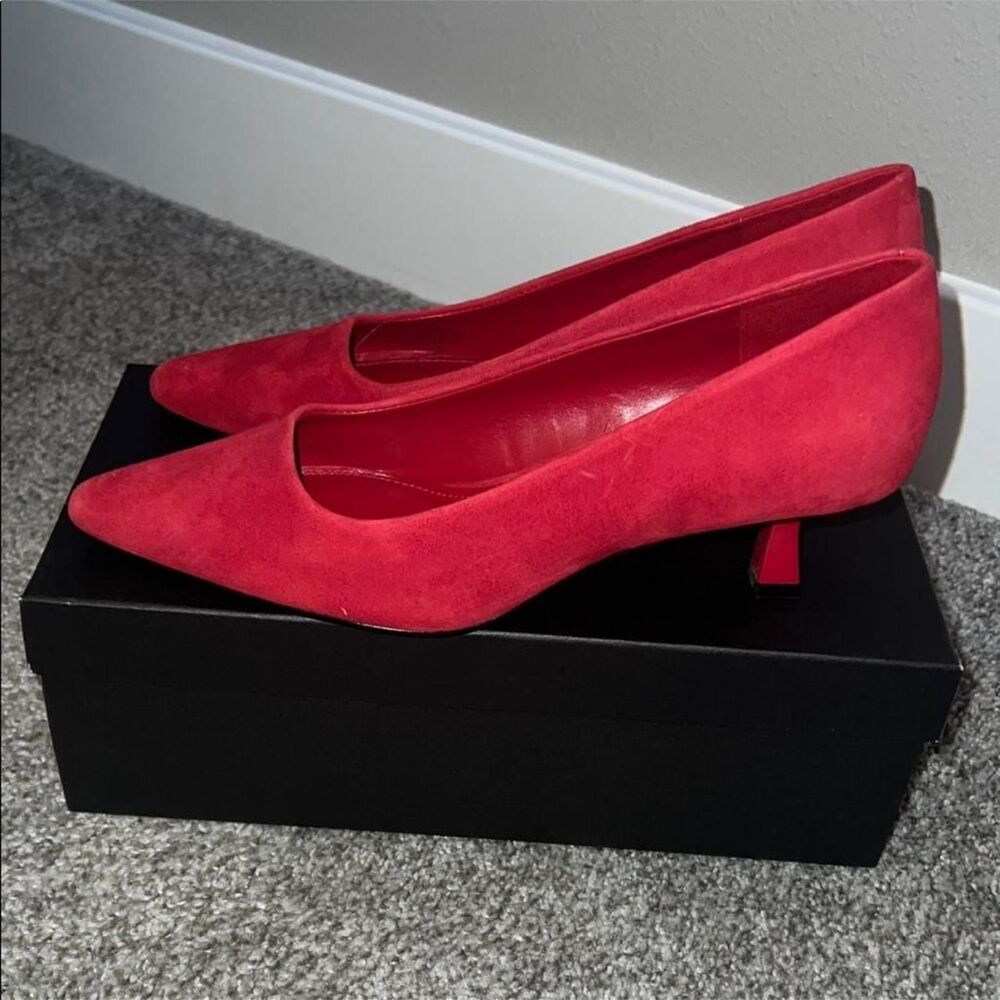 Marc-fisher Women's Red Courts